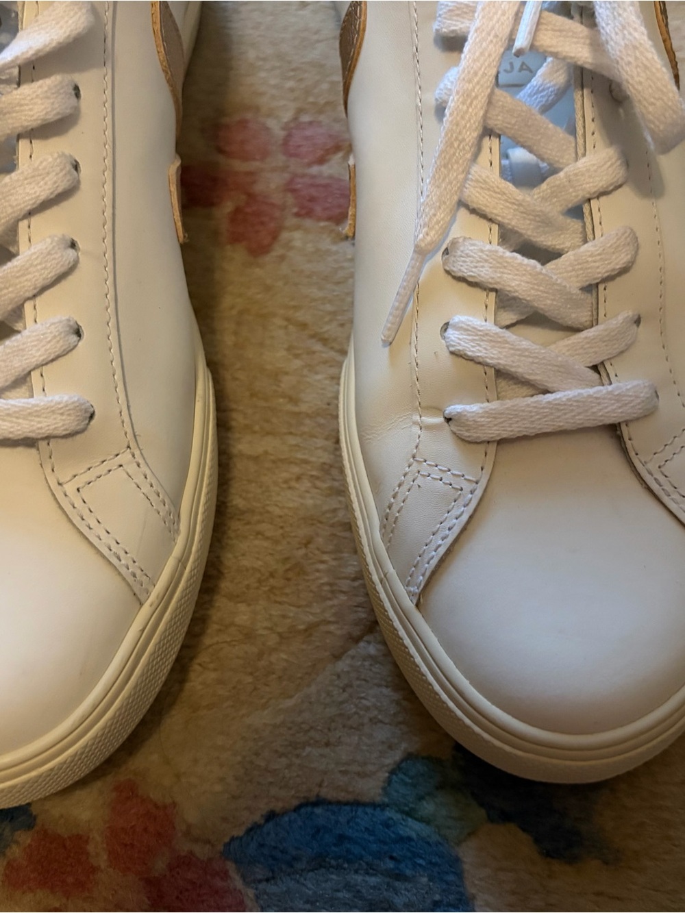 Veja White Leather Sneakers with Gold V Detail size 9 - Picture 2 of 4